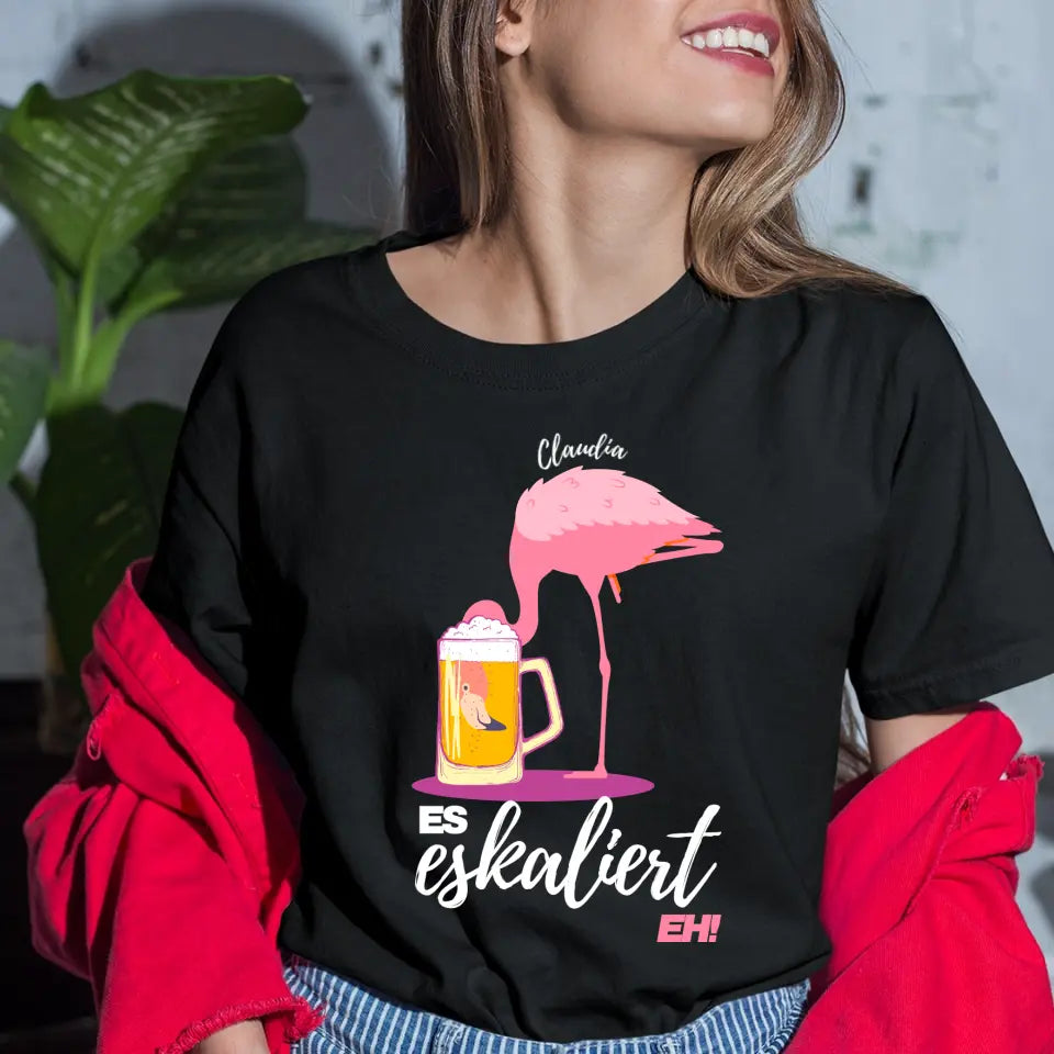 Es Eskaliert Eh - Party Flamingo Shirt mit Deinem Namen | Party T-Shirt Personalisierbar - Malle Mallorca Shirt